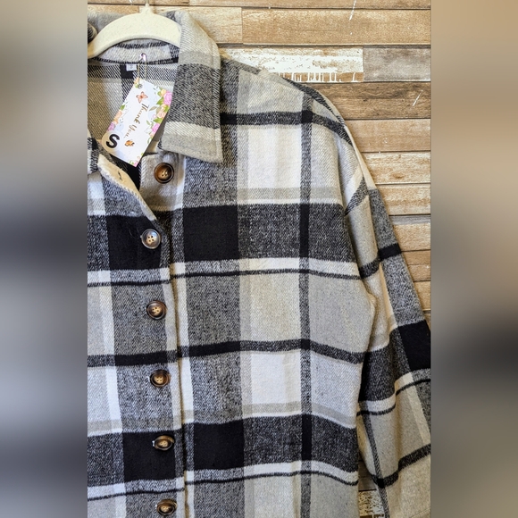 NWT Black Gray Plaid Flannel Shacket W Button Down - Picture 5 of 16